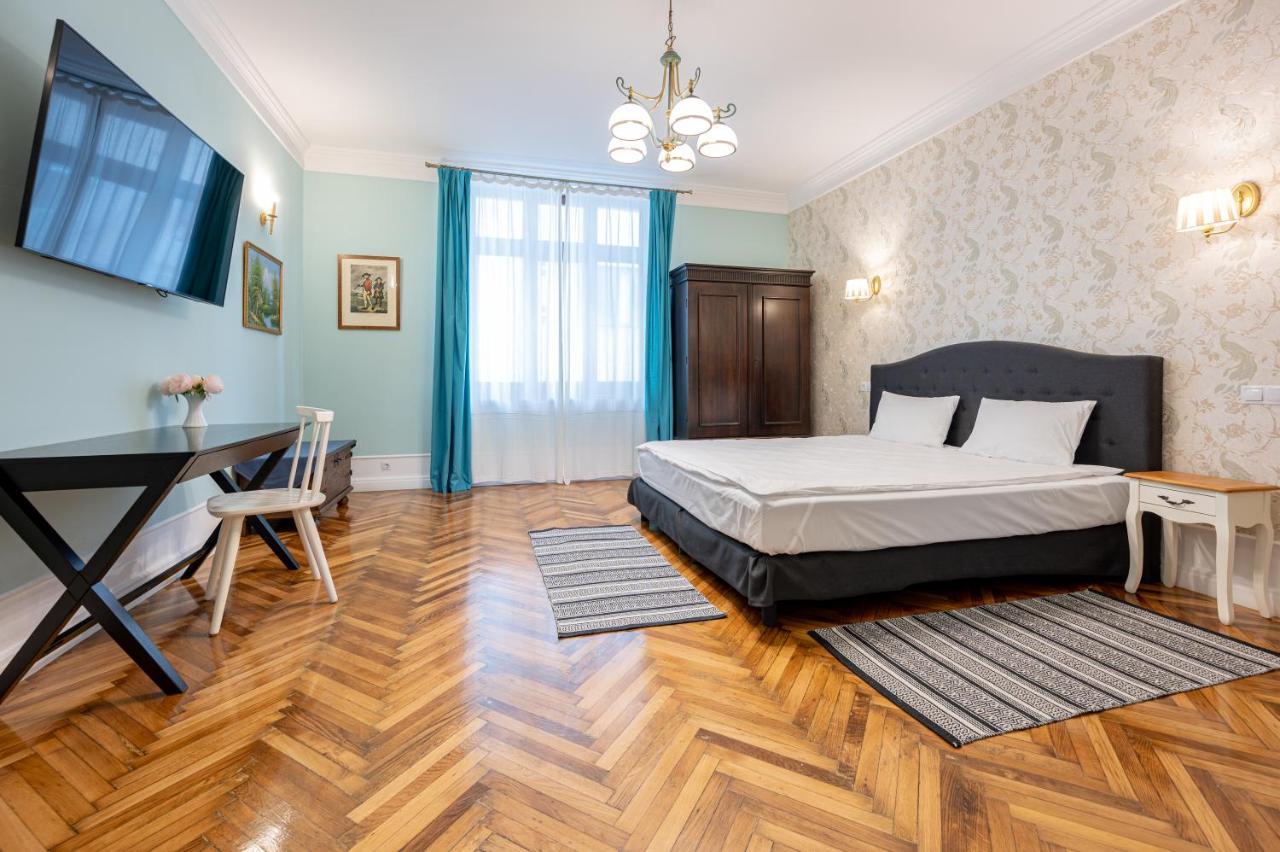 Old City Apartment Oradea Exterior photo